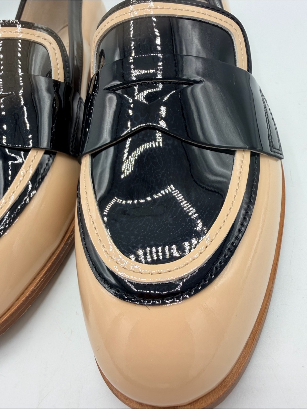 Cecelia New York Kail Penny Loafers Patent Leather Nude Black - Picture 4 of 10